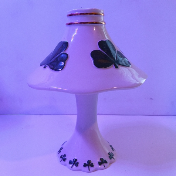 GEO Z LEFTON PORCELAIN CANDLE HOLDER SHAMROCK IRISH ST. PATTY'S DAY TEALIGHT - Picture 5 of 11